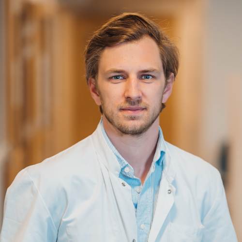 Dr Clément Prénaud, chirurgien de la main et du poignet à Bordeaux