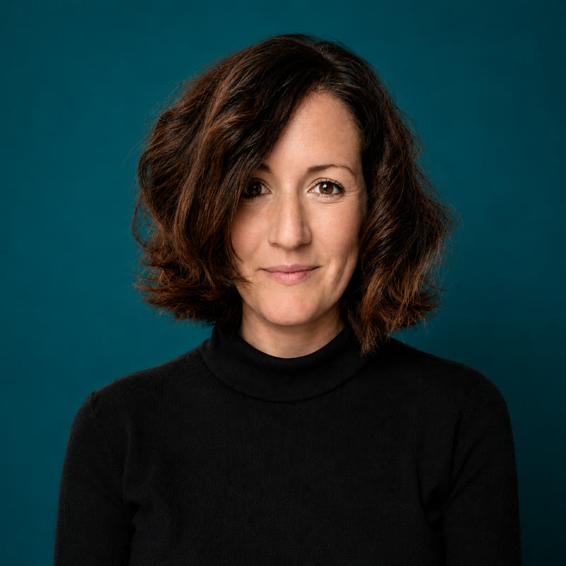 Dr Wendy Thompson, chirurgien du rachis à Bordeaux
